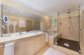 50_BCORRB_ROOM_181